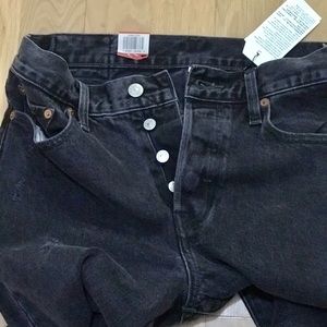 Levi’s distressed wedgie fit jeans